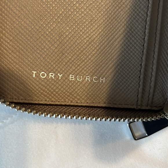 Tory Burch Gray Zip Around  Wallet - Picture 9 of 13